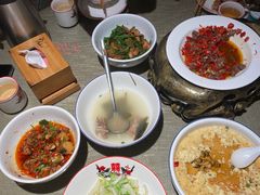 -老湖南民间菜·牛肉十八炒(花都店)