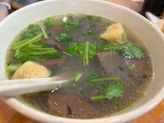 -佬钱湾仔(衣裳街店)