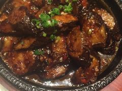 -八府香鸭·啫啫煲(华山路店)