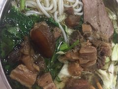 -花溪王记牛肉粉(四季花溪商场店)
