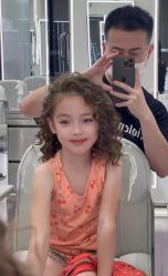 -PE SALON