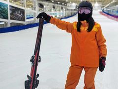 -乔波室内滑雪场