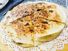 牛肉芝士薄饼-艾蜜西餐厅(梅园店)