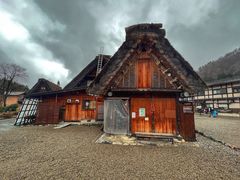 -白川乡与五箇山的合掌构造村落