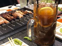 柠檬茶-長壹旋转烤吧 农家鸡火锅