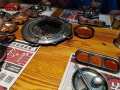 -青瓦炭韩潮烤肉(花园道店)