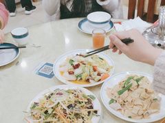 -鹤乡东北菜(崮山路店)