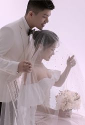 点击看大图 -挪娅婚纱摄影皇家会所