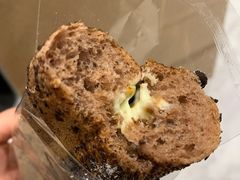 可可开心果面包-巴黎贝甜(国贸店)