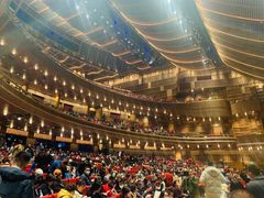 -交通银行前滩31演艺中心