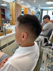-韦恩先生Barbershop英式男士理发馆