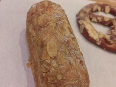 -巴黎贝甜(大宁国际商业广场店)