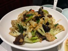 -江城小馆陕南妈妈菜·全球旅行餐厅(钟楼店)