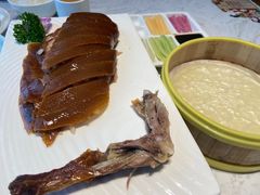 北京烤鸭-老知青·铁锅炖(集美万达店)