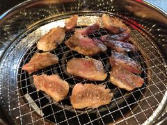 和牛肋条-赤铁扒拉锅·烤串·烤鸽子