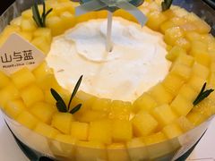 -山与蓝·轻糖鲜果蛋糕(勒泰店)