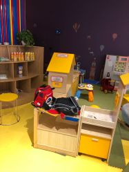 -Mini Me儿童美发王国(友好时尚购物城店)