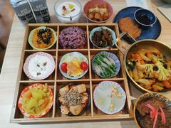 -轻蔬不用等·素食(江苏路店)