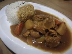 咖喱鸡肉饭-清真·艾美可餐厅(大悦汇店)