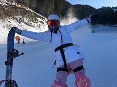 -丝绸之路山地度假区滑雪场