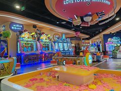 -爱玩嘉年华(龙湖杭州金沙天街店)