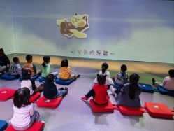 -小鸡哆哆故事屋·儿童乐园(嘉里城店)