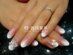 33 038----------悦指间美甲美睫