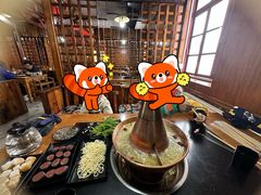 -果松木炭酸菜铜火锅·外婆参鸡汤