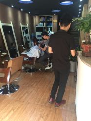 -明洞造型精品烫染