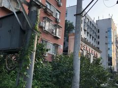 -白石桥南(地铁站)