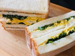 -红宝石·鲜奶小方·海派西点房(南翔店)