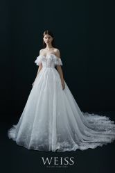 -艾米丽婚纱礼服