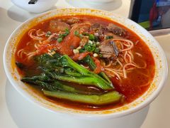 -巷子宽·酸菜鱼(迪士尼小镇店)