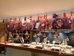 自助取餐区-世贸君澜·云天阁自助餐厅