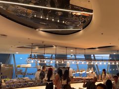 -广州塔卢特斯法国旋转餐厅