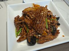 -梅飞酒家(名辉豪庭店)