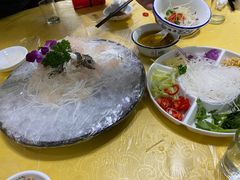 -官塘陈记鱼生·潮汕砂锅粥·牛肉火锅(潮枫路总店)