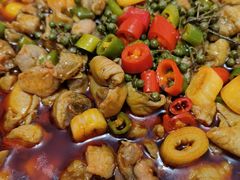 老巷子肥肠鸡-付掌柜在成都·热炒砂锅集(金禾店)