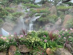 -罗红摄影艺术馆