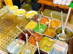 自助取餐区-怪噜范·老贵阳街头名小吃(鸿通城店)