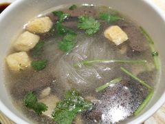 鸭血粉丝汤-鸡鸣汤包(复地活力广场店)