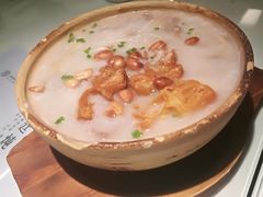 荔湾艇仔粥-新大咀港式茶餐厅(宝山万达店)