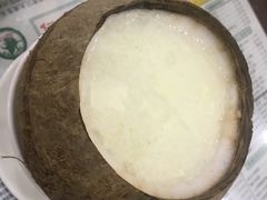 仁信——原只椰子炖双皮奶-仁信老铺(华盖路店)