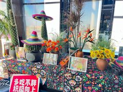 -唐拉雅秀酒店-西锦汇空中BBQ·思创餐厅