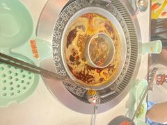 -晓宇重庆火锅(赛格国际购物中心店)