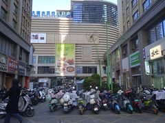-昆百大泰业城
