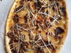 莱芙缇牛肉披萨-LYFATTI 莱芙缇(赣水路店)