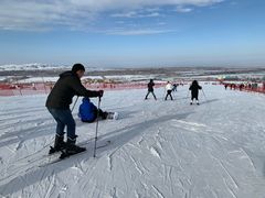-丝绸之路山地度假区滑雪场