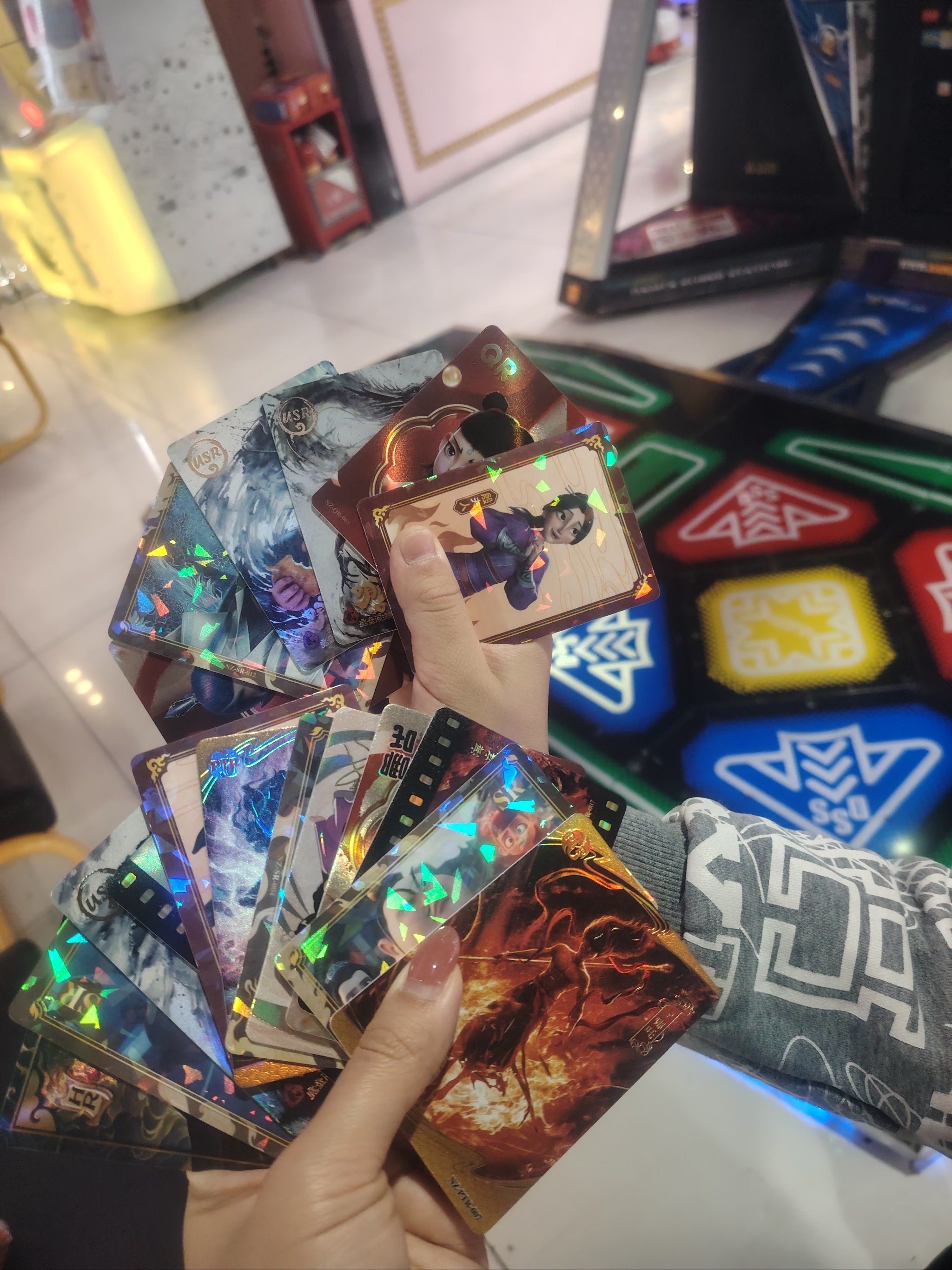 梦回小时候抽卡的快乐