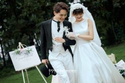 -红番婚纱礼服